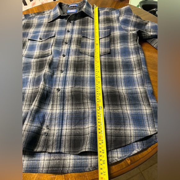 Vintage Pendleton Outdoorsman Wool Flannel Button Up Shirt Size XL - Picture 4 of 7